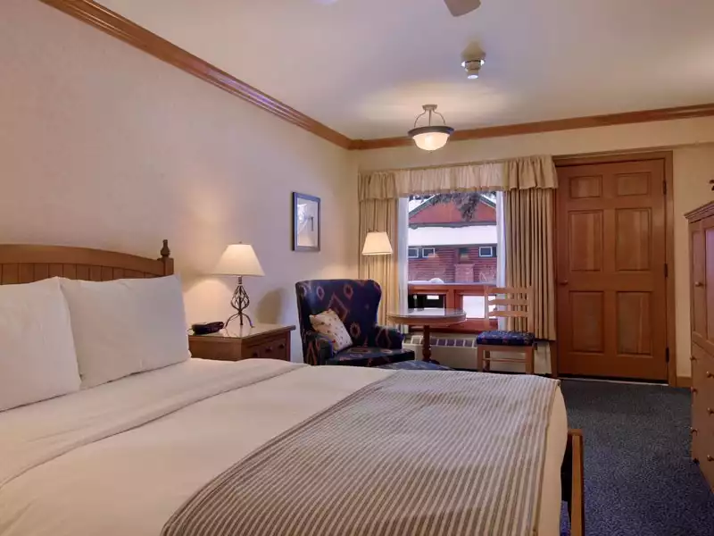 Fairmont Jasper Park Lodge 6